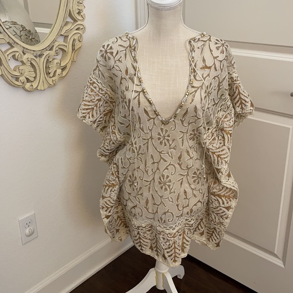 Gorgeous beach cover from Kareenas in size small - Picture 2 of 12